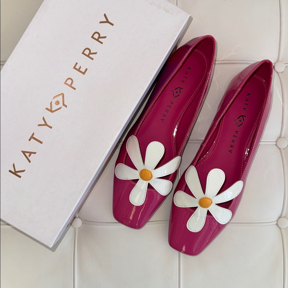 Katy Perry Collections Fuchsia Daisy Flats